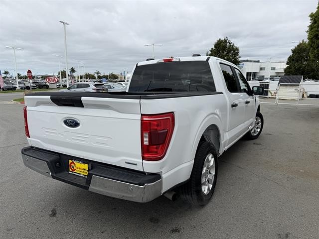 Ford F-150 Vehicle Full-screen Gallery Image 06