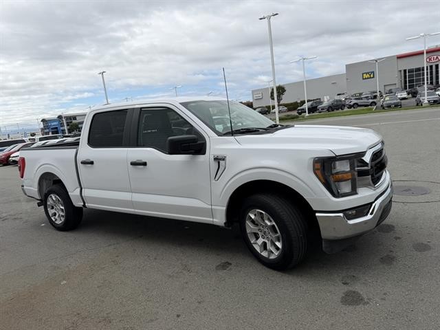 Ford F-150 Vehicle Full-screen Gallery Image 07