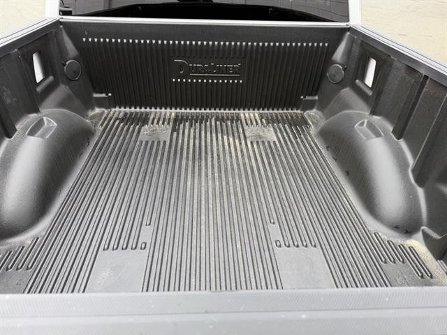 Ford F-150 Vehicle Full-screen Gallery Image 30