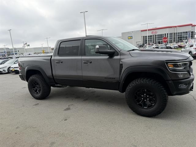 Ram 1500 Vehicle Full-screen Gallery Image 07