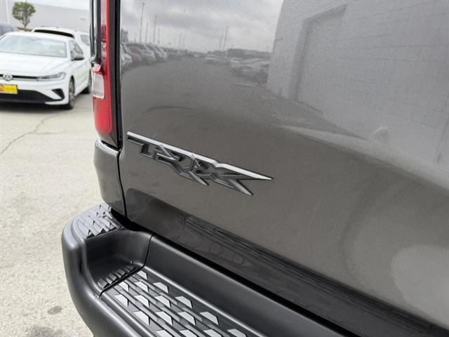 Ram 1500 Vehicle Full-screen Gallery Image 13