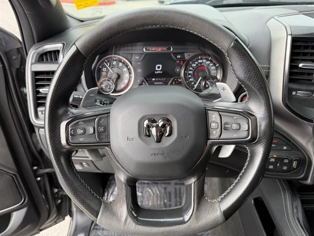 Ram 1500 Vehicle Full-screen Gallery Image 23