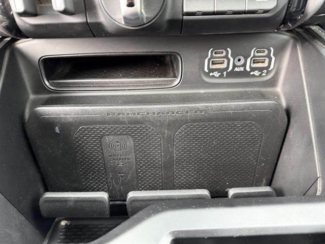 Ram 1500 Vehicle Full-screen Gallery Image 27