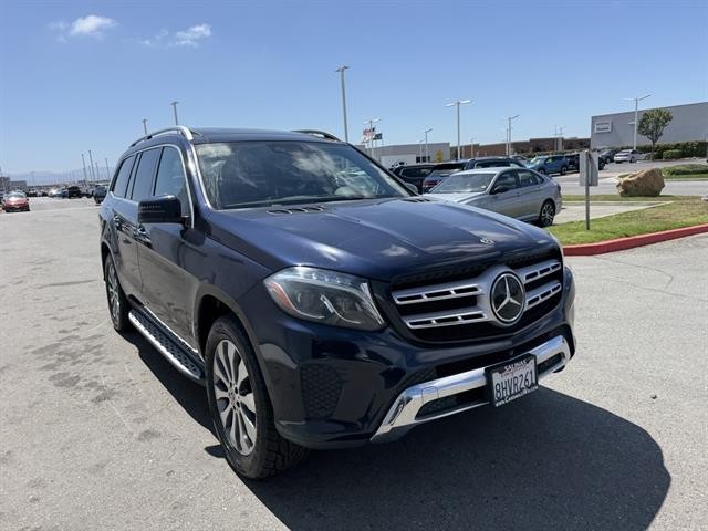 Mercedes-Benz GLS 450 Vehicle Full-screen Gallery Image 08