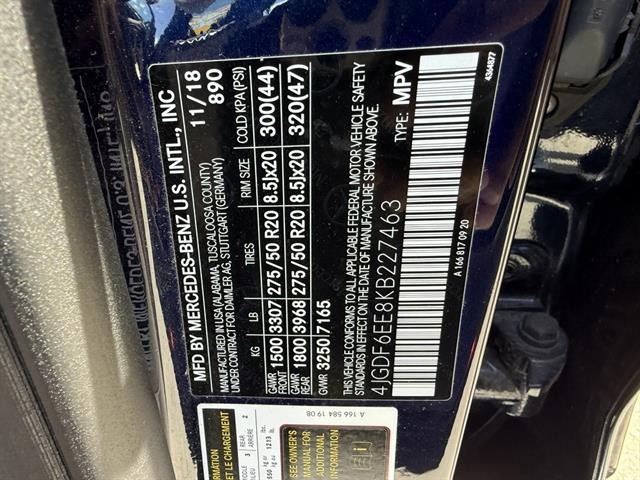 Mercedes-Benz GLS 450 Vehicle Full-screen Gallery Image 35