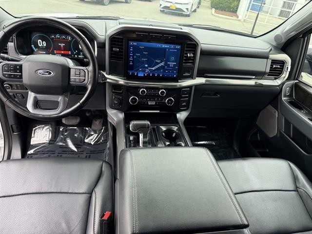 Ford F-150 Vehicle Full-screen Gallery Image 15