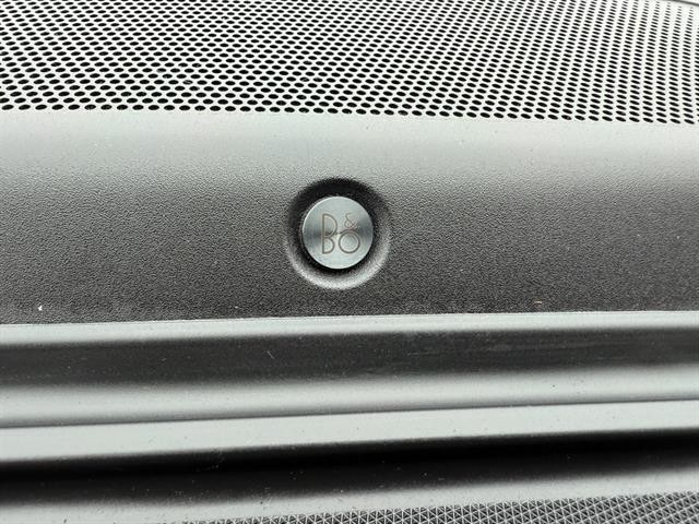 Ford F-150 Vehicle Full-screen Gallery Image 27