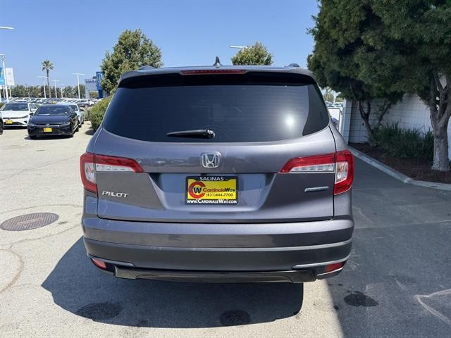 Honda Pilot Vehicle Full-screen Gallery Image 05