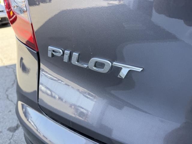 Honda Pilot Vehicle Full-screen Gallery Image 12