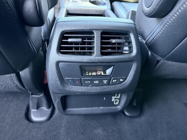 Honda Pilot Vehicle Full-screen Gallery Image 28