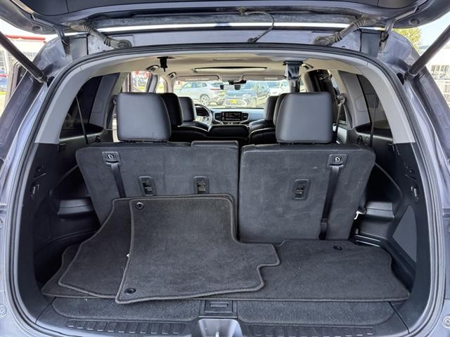 Honda Pilot Vehicle Full-screen Gallery Image 31