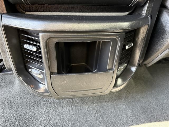 Ram 1500 Vehicle Full-screen Gallery Image 27