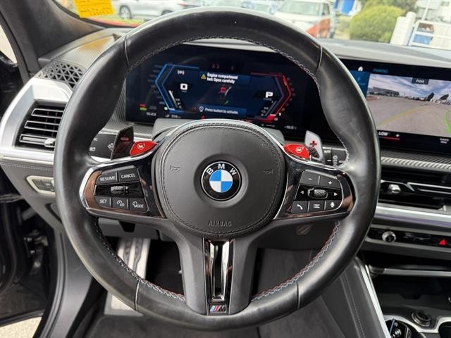 BMW XM Vehicle Full-screen Gallery Image 20