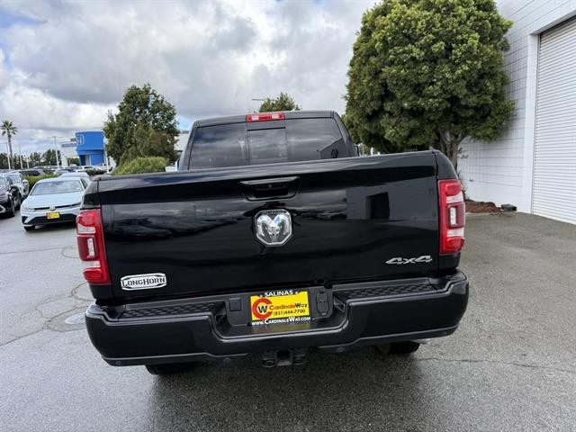 Ram 2500 Vehicle Full-screen Gallery Image 05