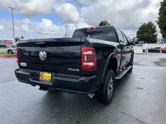 Ram 2500 Vehicle Full-screen Gallery Image 06