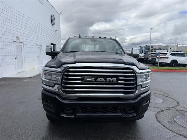 Ram 2500 Vehicle Full-screen Gallery Image 09