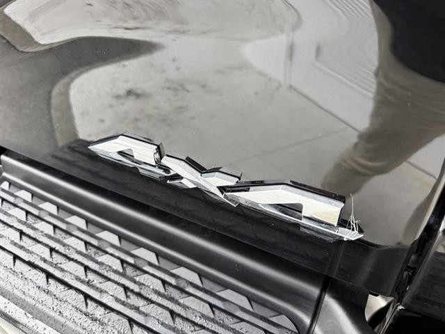 Ram 2500 Vehicle Full-screen Gallery Image 13