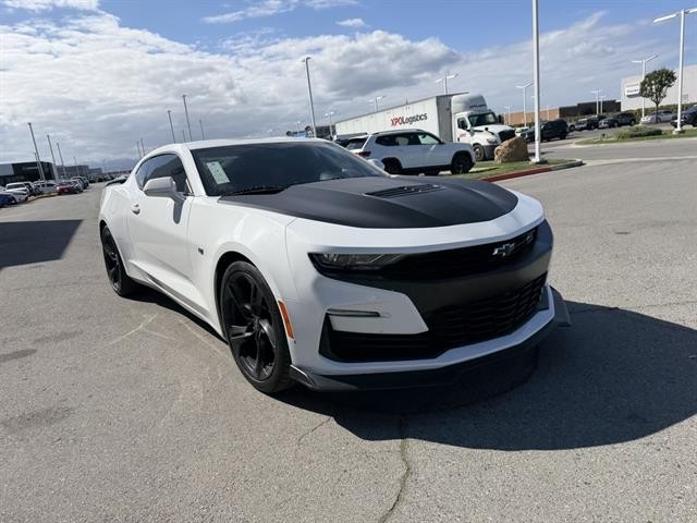 Chevrolet Camaro Vehicle Full-screen Gallery Image 08