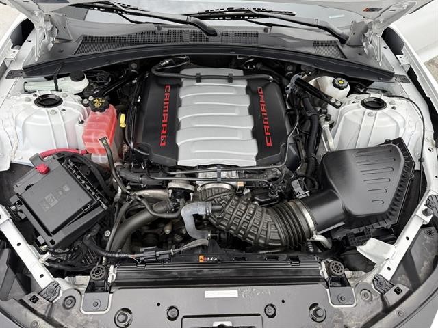 Chevrolet Camaro Vehicle Full-screen Gallery Image 14