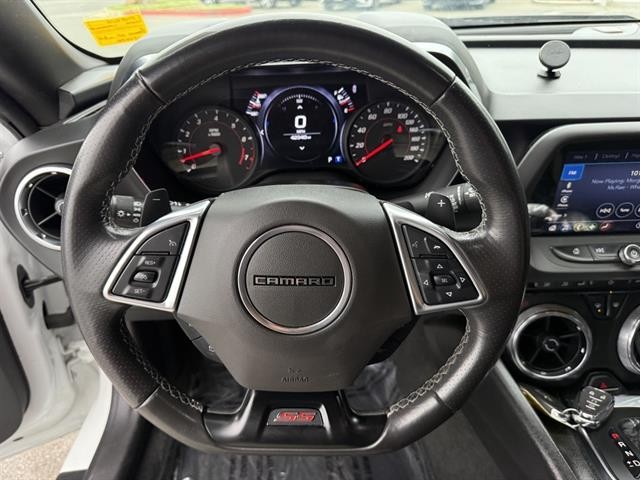 Chevrolet Camaro Vehicle Full-screen Gallery Image 21