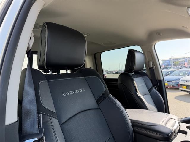 Ram 2500 Vehicle Full-screen Gallery Image 24