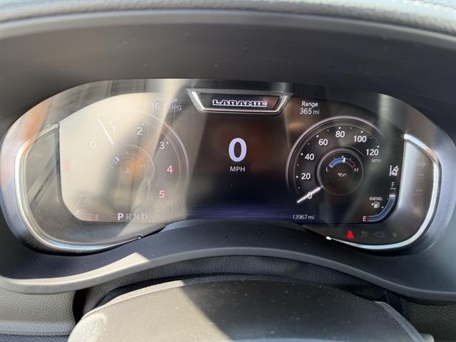 Ram 2500 Vehicle Full-screen Gallery Image 35