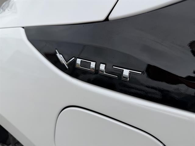 Chevrolet Volt Vehicle Full-screen Gallery Image 10