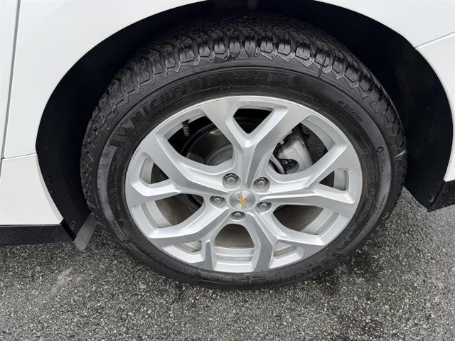 Chevrolet Volt Vehicle Full-screen Gallery Image 12