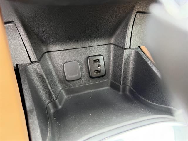 Chevrolet Volt Vehicle Full-screen Gallery Image 23