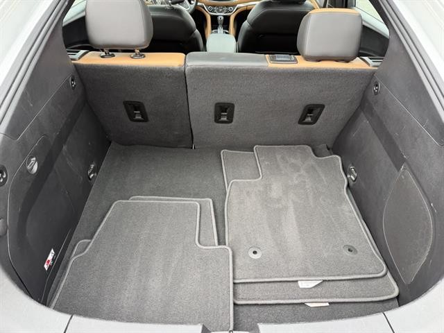 Chevrolet Volt Vehicle Full-screen Gallery Image 29