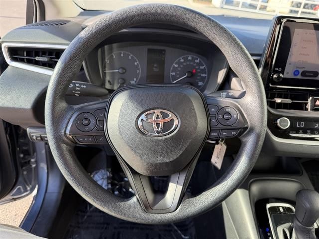 Toyota Corolla Vehicle Full-screen Gallery Image 21