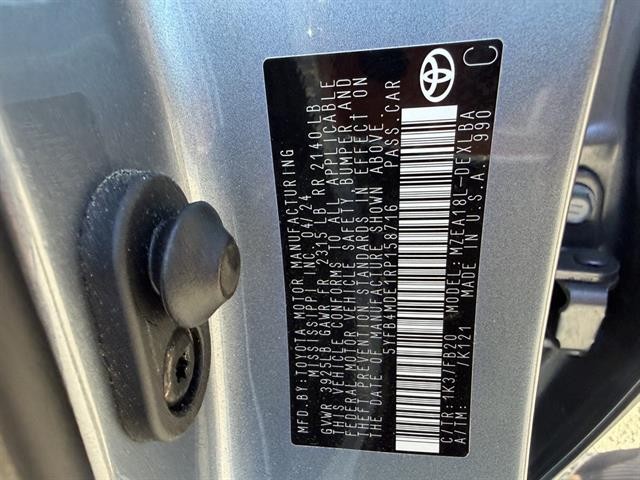 Toyota Corolla Vehicle Full-screen Gallery Image 30