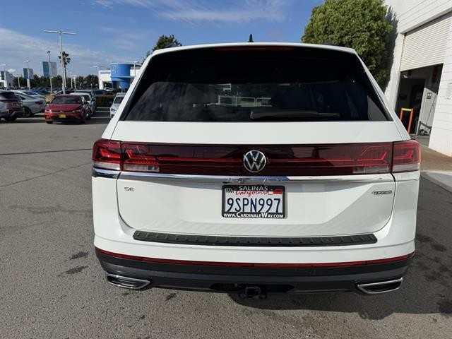 Volkswagen Atlas Vehicle Full-screen Gallery Image 05