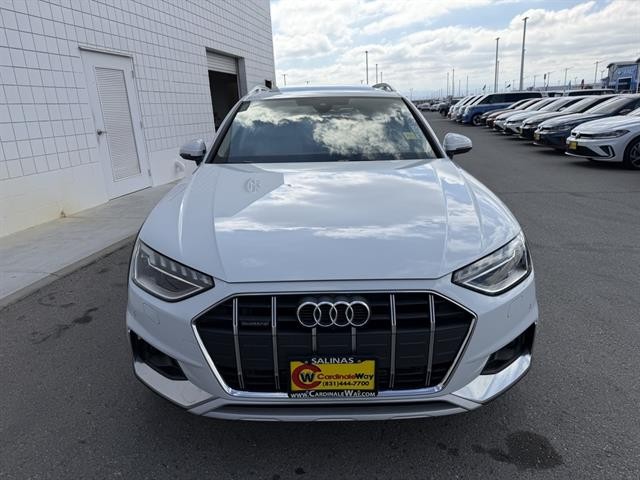 Audi A4 allroad Vehicle Full-screen Gallery Image 08