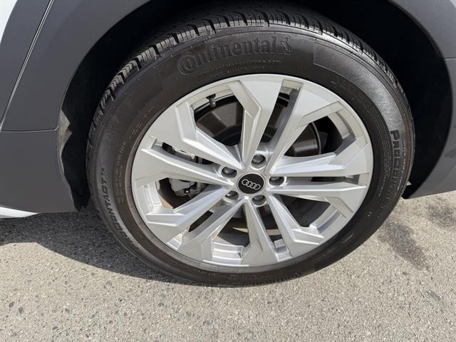 Audi A4 allroad Vehicle Full-screen Gallery Image 14