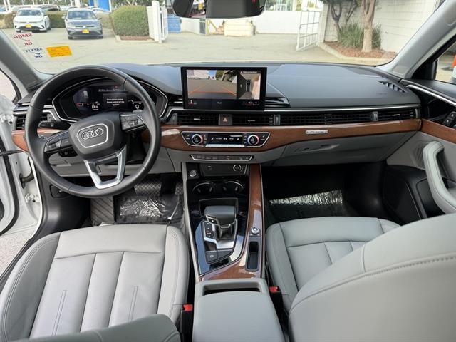 Audi A4 allroad Vehicle Full-screen Gallery Image 15