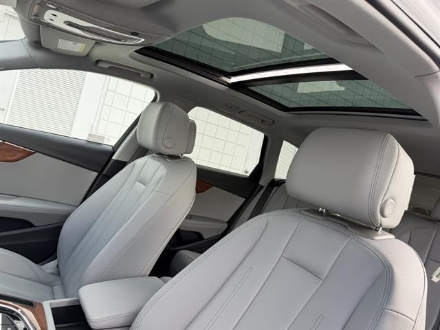 Audi A4 allroad Vehicle Full-screen Gallery Image 18