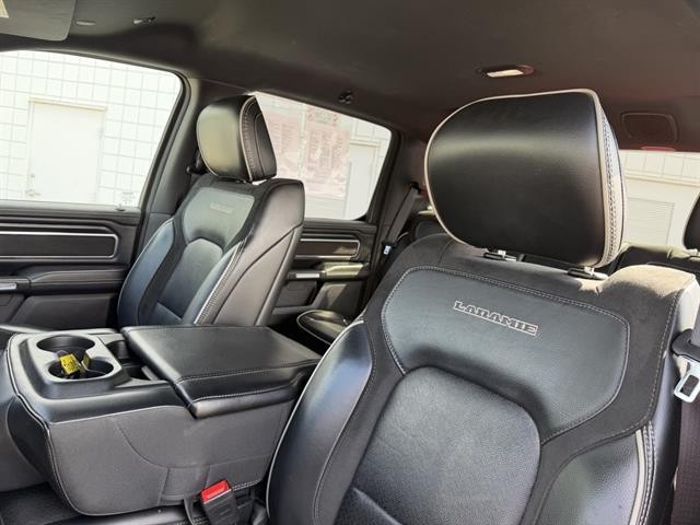 Ram 1500 Vehicle Full-screen Gallery Image 19