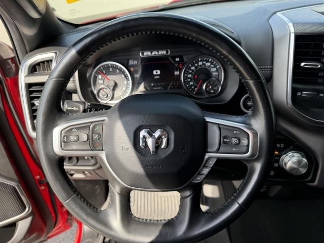 Ram 1500 Vehicle Full-screen Gallery Image 23