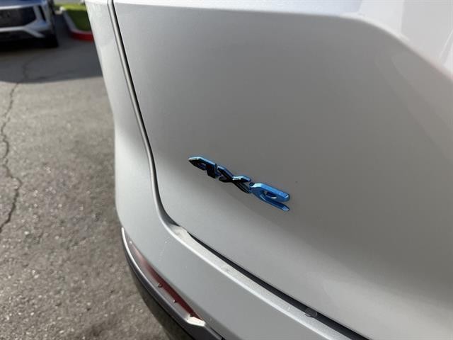 Jeep Wagoneer S Vehicle Full-screen Gallery Image 11