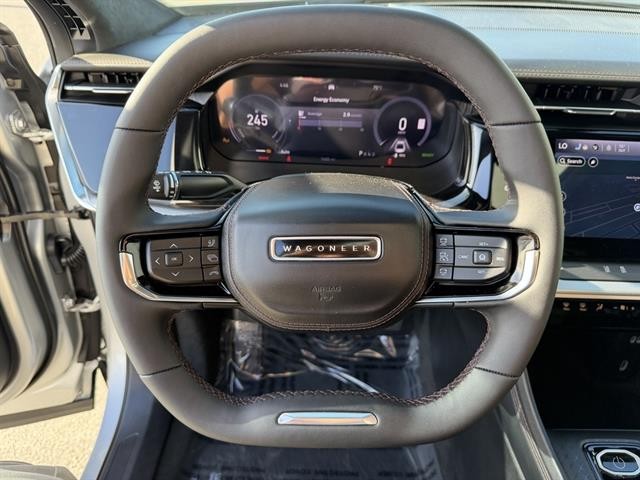 Jeep Wagoneer S Vehicle Full-screen Gallery Image 21