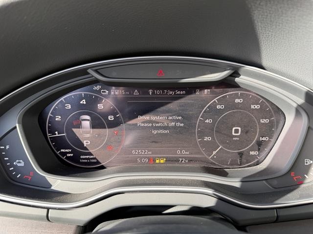 Audi Q5 Vehicle Full-screen Gallery Image 29