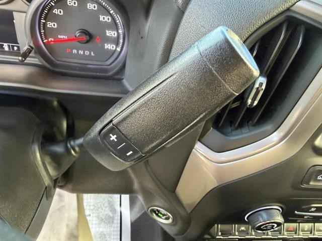 Chevrolet Silverado 1500 Vehicle Full-screen Gallery Image 23