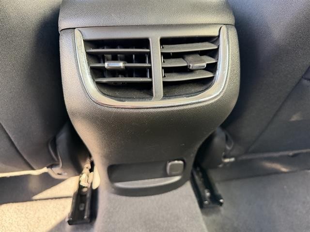 Chevrolet Malibu Vehicle Full-screen Gallery Image 27