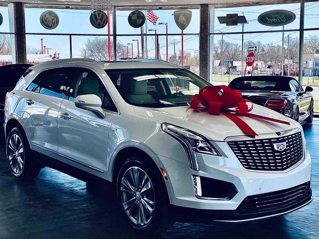 more details - cadillac xt5