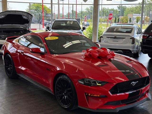 more details - ford mustang