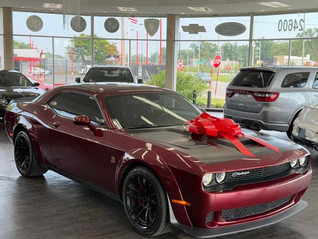 more details - dodge challenger