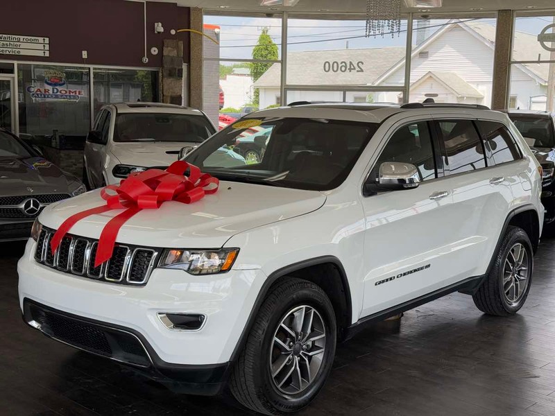 Jeep Grand Cherokee WK Vehicle Full-screen Gallery Image 03