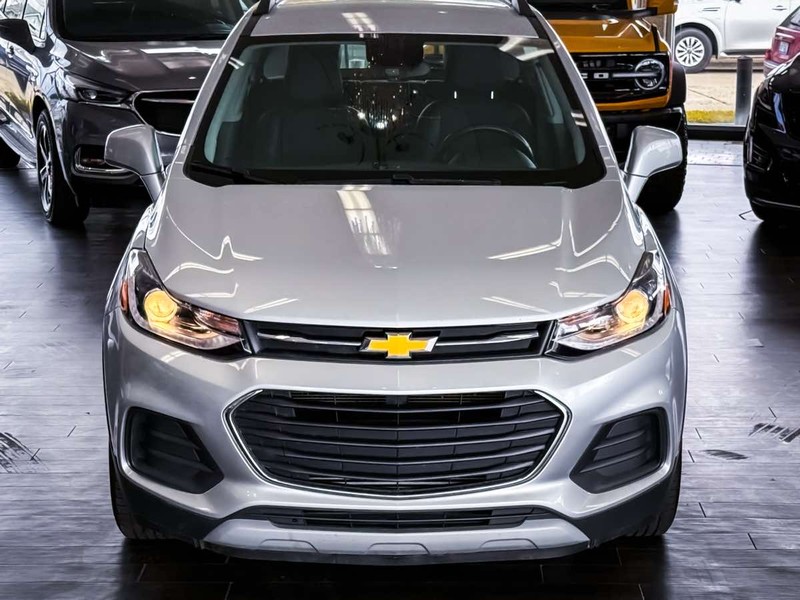 Chevrolet Trax Vehicle Full-screen Gallery Image 03
