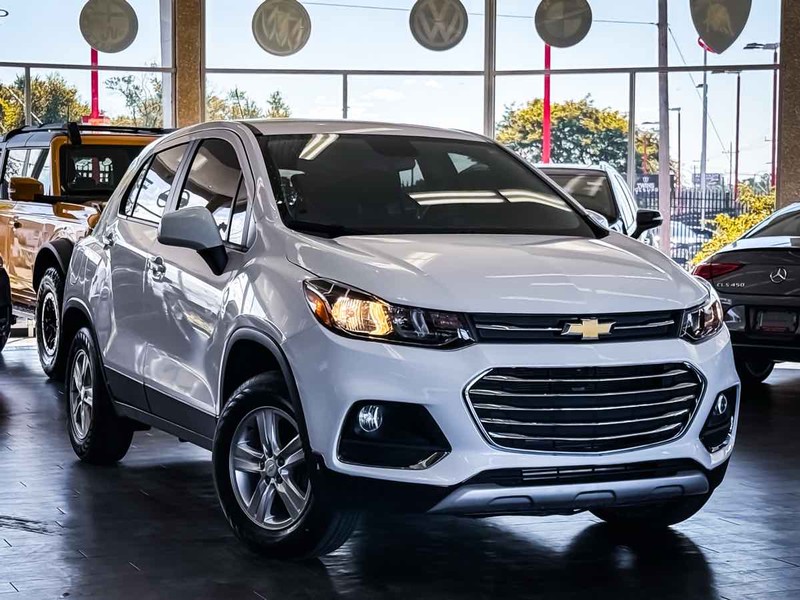 Chevrolet Trax Vehicle Full-screen Gallery Image 02